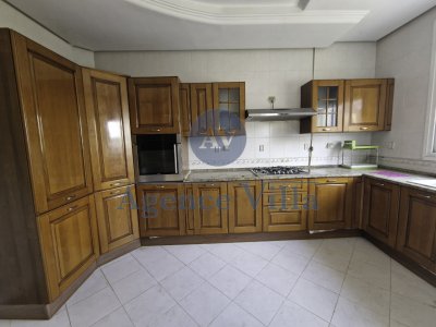 Location Appart. 5 pièces+ à Berge Du Lac (La Marsa) - Un appartement s4 au lac1