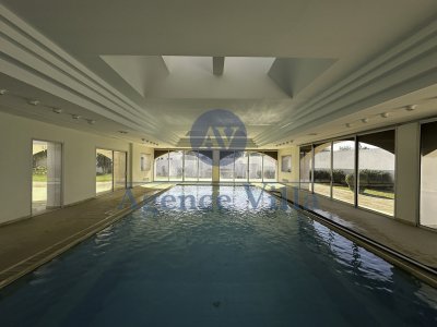 Location Maisons à La Soukra (La Soukra) - Une grande villa à la soukra avec piscine couverte -