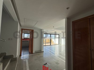 Location Duplex à Berge Du Lac (La Marsa) - Duplex en s3 avec chambre de service au lac 2 -