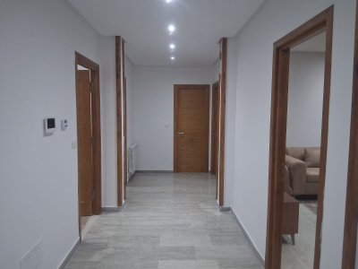 Location Appart. 3 pièces à La Soukra (La Soukra) - Appartement s2 meublé 150 m2 à la soukra -