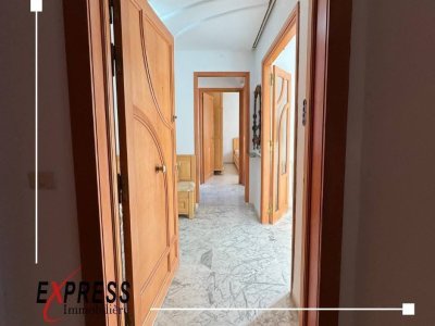 Location Appart. 2 pièces à Cite Ennasr 2 (Ariana Ville) - Un appartement s1 richement meublé
