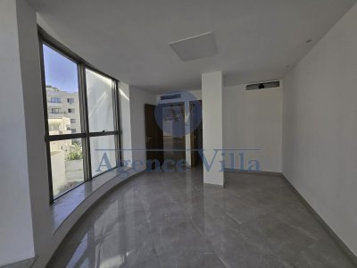 Location Appart. 2 pièces à Berge Du Lac (La Marsa) - Bureau neuf 270m lac 1