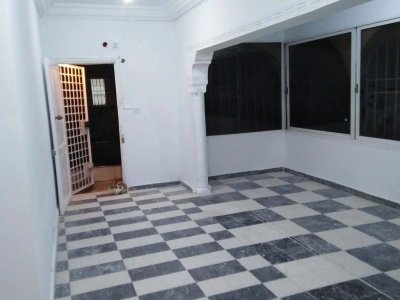 Location Appart. 4 pièces à Borj Louzir (La Soukra) - Etage de villa a borj louzir -