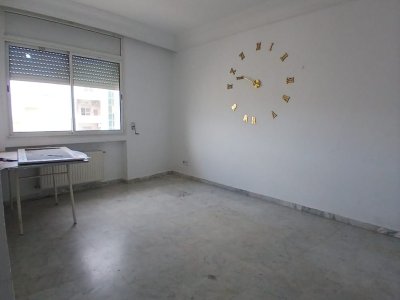 Location Appart. 1 pièce à Cite Ennasr 1 (Ariana Ville) - Appartement s1 à ennasr 1