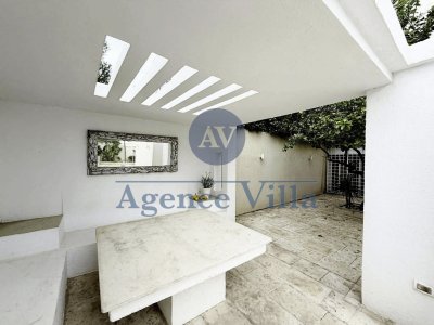 Location Appart. 5 pièces+ à Marsa Ennassim (La Marsa) - Charmante villa jumelée avec piscine à la marsa