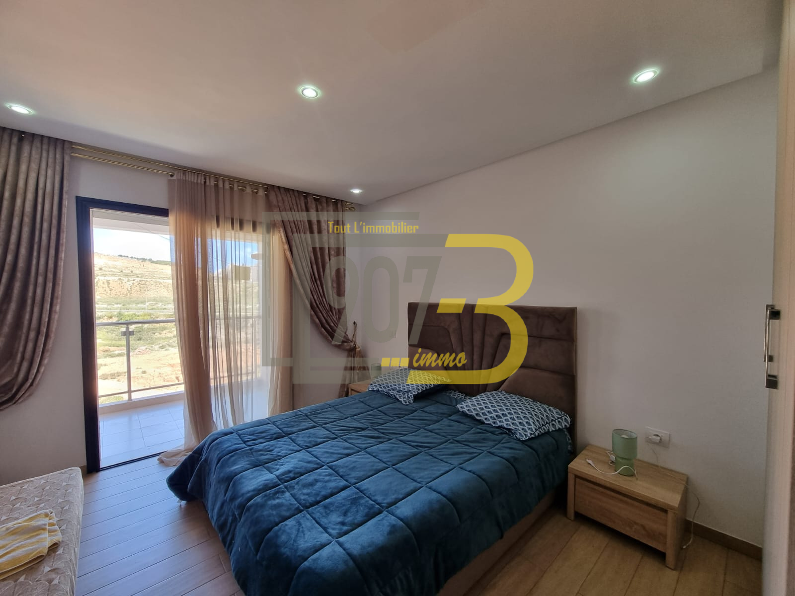 Location Appart. 1 pièce à Cite Ennasr 2 (Ariana Ville) - Un app s1 richement meublé à ennasr 2