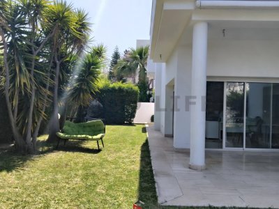 Location Maisons à El Menzah 1 (El Menzah) - Grande villa avec jardin à el menzah 1 -