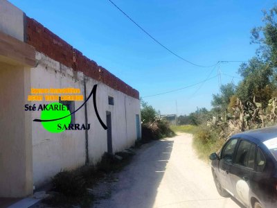 Atelier,Garage à Kalaa Essghira (Kalaa Essghira) - Usine pas loin de shoes center vers kalaa sghira -