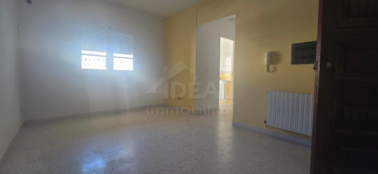 Vente Appart. 1 pièce à Ain Zaghouan (Ain Zaghouan) - Av appt s1 ain zaghouan