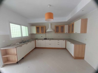 Location Appart. 3 pièces à El Menzah 9 (El Menzah) - Duplex 2100 d menzah 9 -