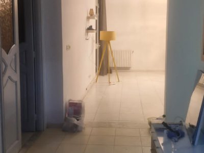 Location Maisons à Cite Ennasr 2 (Ariana Ville) - Etage de villa s3 a ennasr 2 wb4457 -