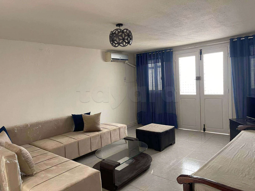 Location Autre à El Menzah 5 (Ariana Ville) - Joli studio meublée rénové -