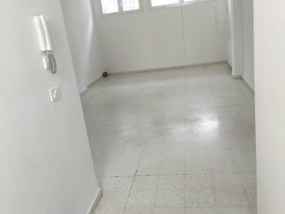 Location Appart. 5 pièces+ à El Menzah 9 (El Menzah) - Rez de jardin à menzah 9 a -