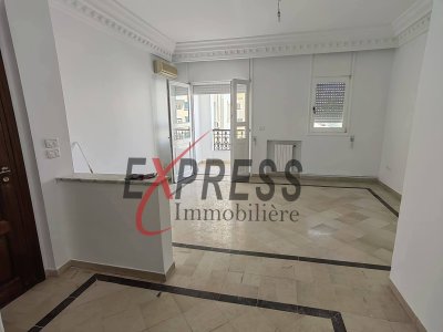 Location Appart. 3 pièces à Cite Ennasr 2 (Ariana Ville) - Un appartement s2 à ennaser 2 -