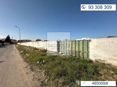 أرض للبيع – طريق ڨابس كم 2.5شارع البيئة