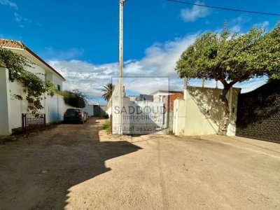 Terrain 1400M  à vendre  – Route Matar km 1
