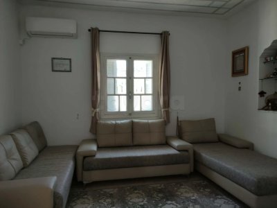 Salon moderne à vendre – Excellent état