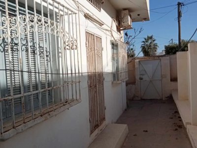 Opportunité : Maison + Commerce Route El Ain Klm 4.5