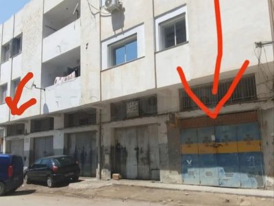 زوز محلات تجارية للبيع  Deux locaux commerciaux à vendre