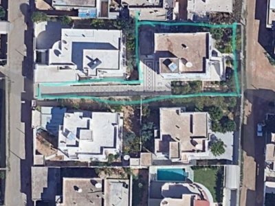 A vendre une villa avec deux étages route Mahdia KM 5