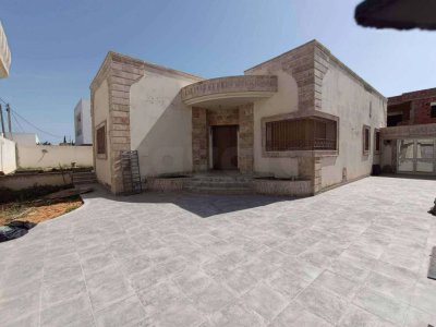 Villa presque fini a tbolbi
