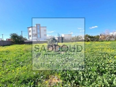 À vendre terrain 718m² à route el ain km6.5 avec possibilité de bâtir R+2