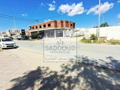 Terrain à vendre 👉première positon 1904m² R+4✴️Titre Foncier✴️à Route Gabes km 2.5 de rue de l'environnement