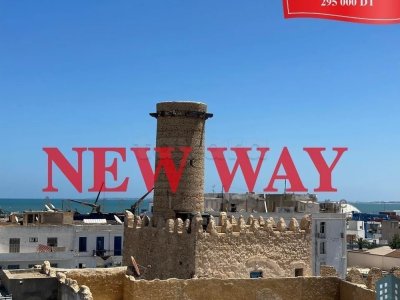 Maison style traditionnel à EL Médina Sousse  ouvre sur trois  rues