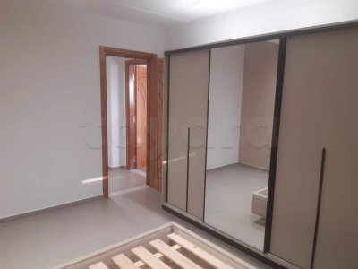 Location d'un appartement niv 1 er étage entre mai et juin