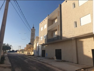 Local commercial de 220m² À louer