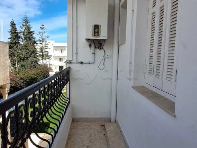A vendre a sousse chat mariem un appartement s2 sans meuble prix:550dt tlph : 97517614Mouna