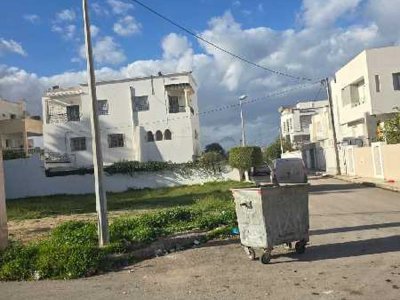 terrain 400 m2 et 200 m2 "zone touristique prestigieuse de Port El Kantaoui
