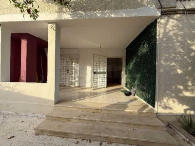 Manar 3 ; Un rez de chaussée de Villa 5 pièces pour usage bureautique