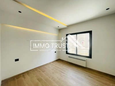 Appartement S+1 jamais habité à Ain Zaghouan .
