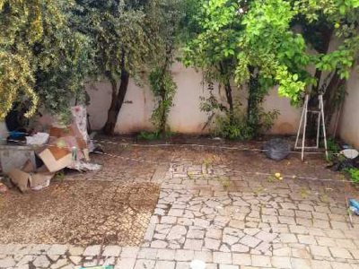 CITE EZZOUHOUR 2  : APPARTEMENT S+2  AVEC UN JARDIN  À VENDRE