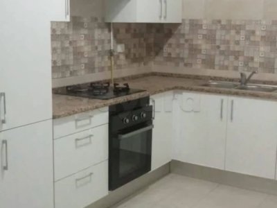 À LOUER – Appartement S+2 à Cité Wahat, L’Aouina