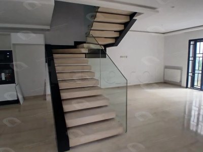 un duplex S+3 a la marsa