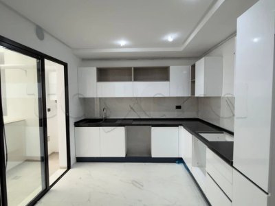 À louer – Appartement S+2 neuf à Nouvelle Soukra