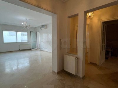 Jardins Laouina appt S+4 à vendre
