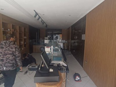 LOCAL COMMERCIAL A L'AOUINA