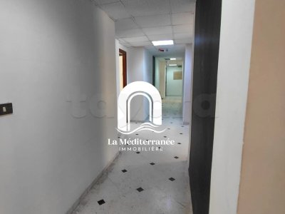 A louer Bureau h+4 au centre ville Tunis