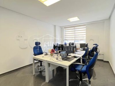 📍Au Centre Urbain Nord : A louer bureau luxueux en 5 espaces