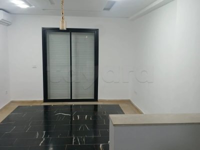 A vendre appartement S2 à Cité El Wahat avec terrasse