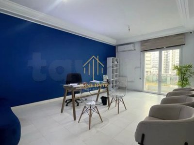 À Louer Appartement S+4 a usage d’habitation ou bureautique