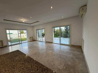 MUTUELLE VILLE – MAGNIFIQUE VILLA S+3 DE HAUT STANDING À LOUER