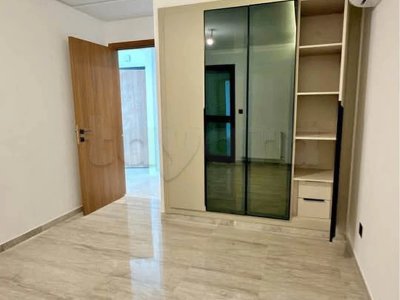À louer S+1 jamais habité avec parking sous-sol
