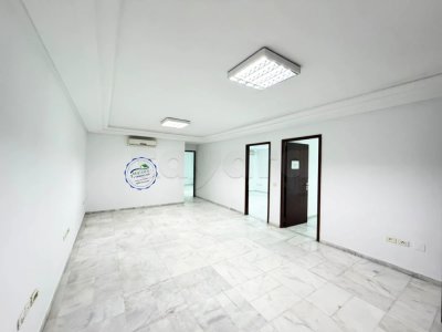 À louer – Bureau S3 à Montplaisir