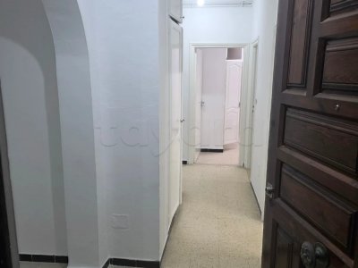 A vendre s3 rez-de-chaussée omrane supérieur