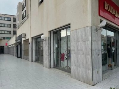 à vendre un FC à l'Aouina