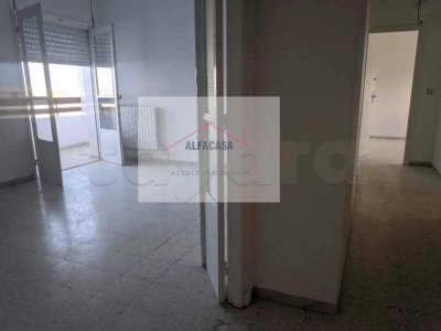 A LOUER UN S+2 À CITÉ WAHAT L'AOUINA